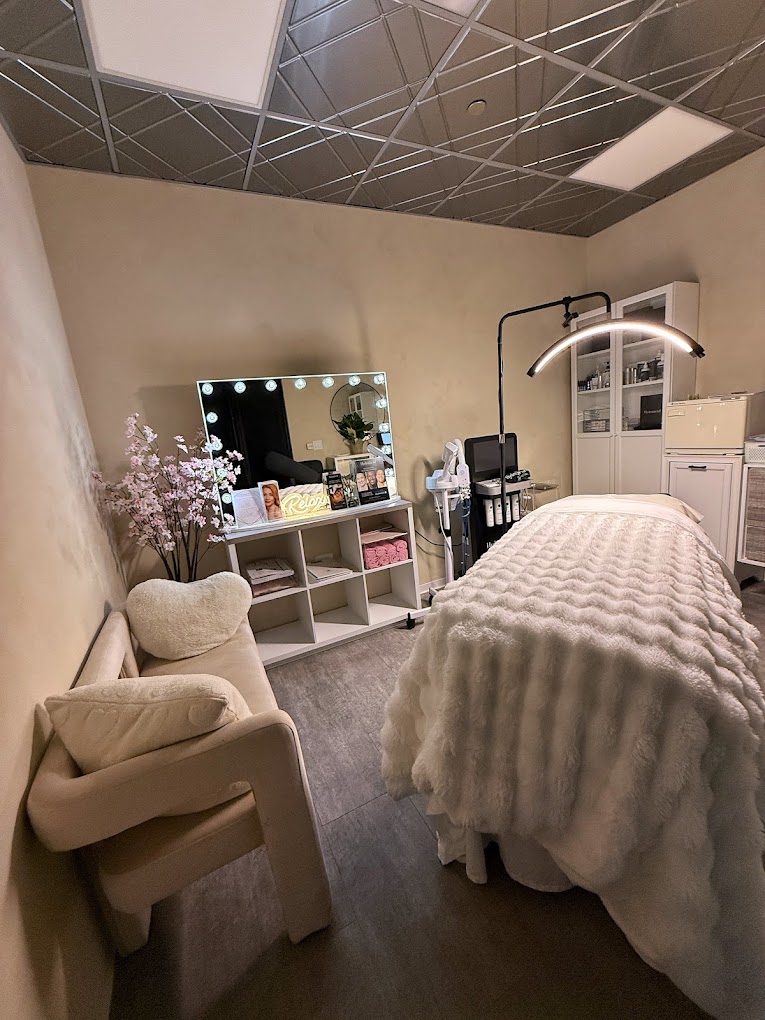 Mesa Aesthetics interior – modern, serene treatment room